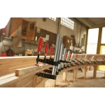Струбцина из ковкого чугуна TG с надежной деревянной ручкой BESSEY TG40