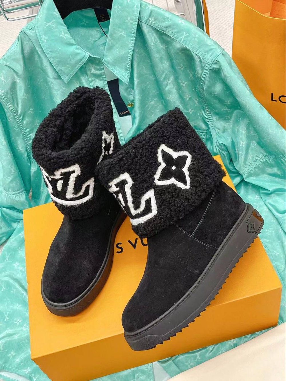 Сапоги Louis Vuitton Snowdrop
