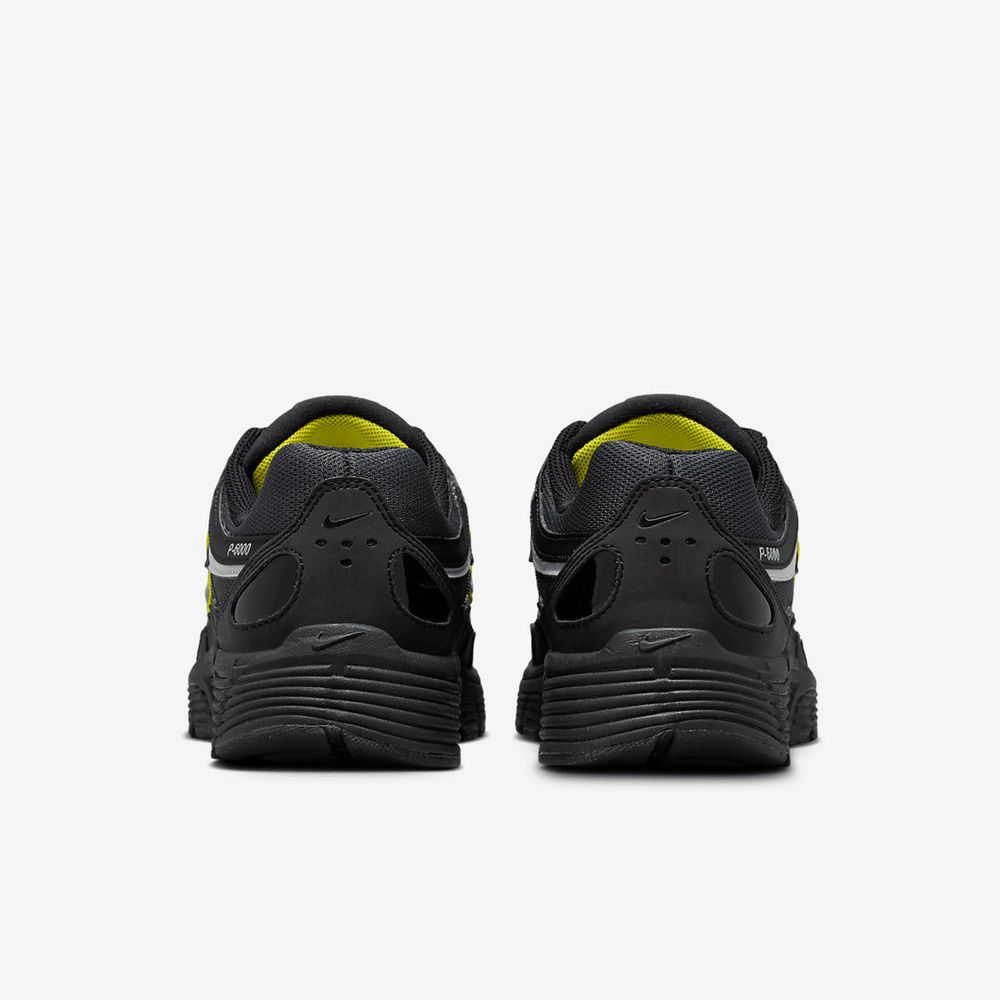 Кроссовки NIKE P-6000