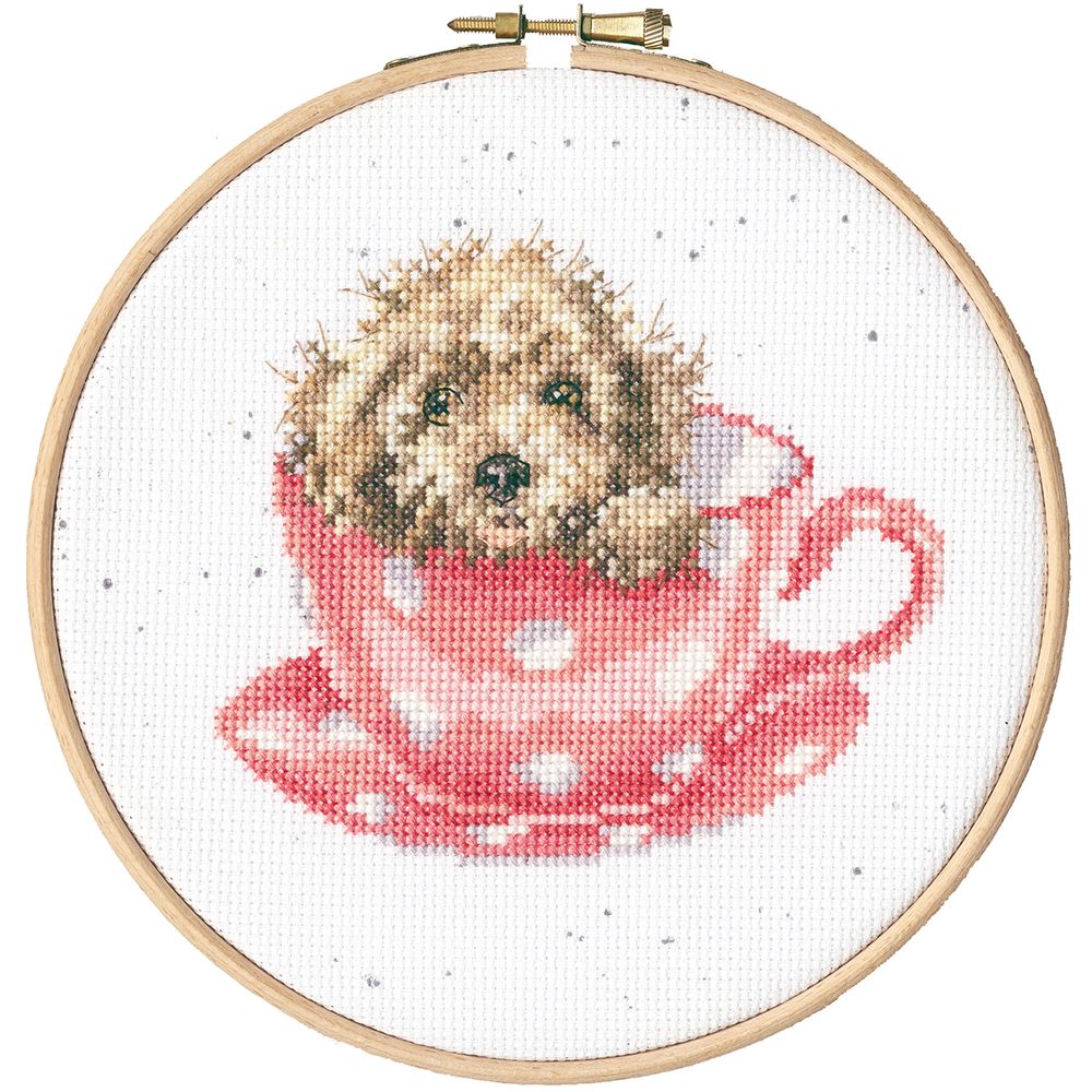 Набор для вышивания нитками Bothy Threads Teacup Pup Набор для вышивания нитками Bothy Threads Teacup Pup