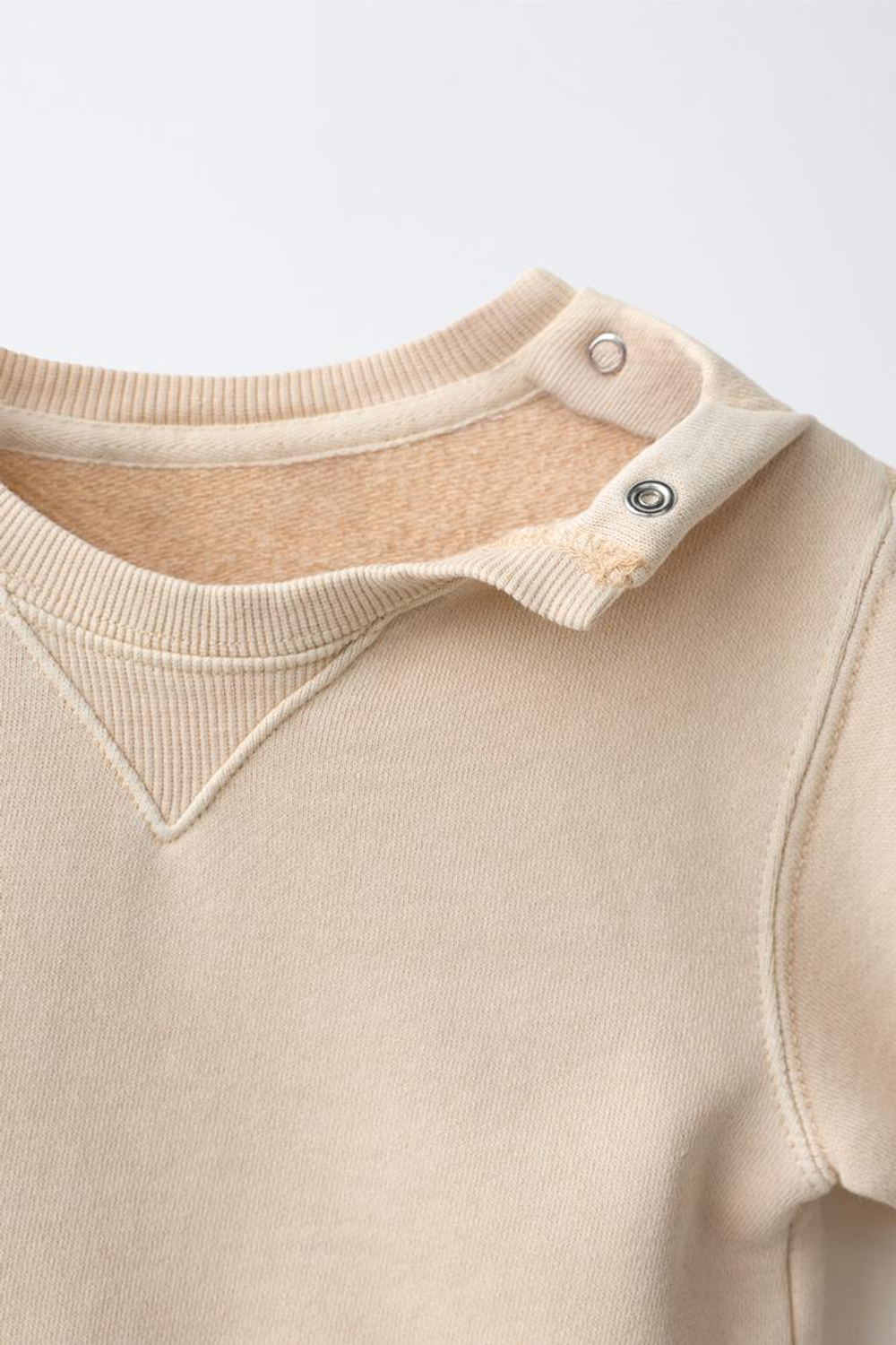 ZARA ОДНОТОННАЯ ТОЛСТОВКА ИЗ КРАШЕНОЙ ТКАНИ, СВЕТЛО-БЕЖЕВЫЙ