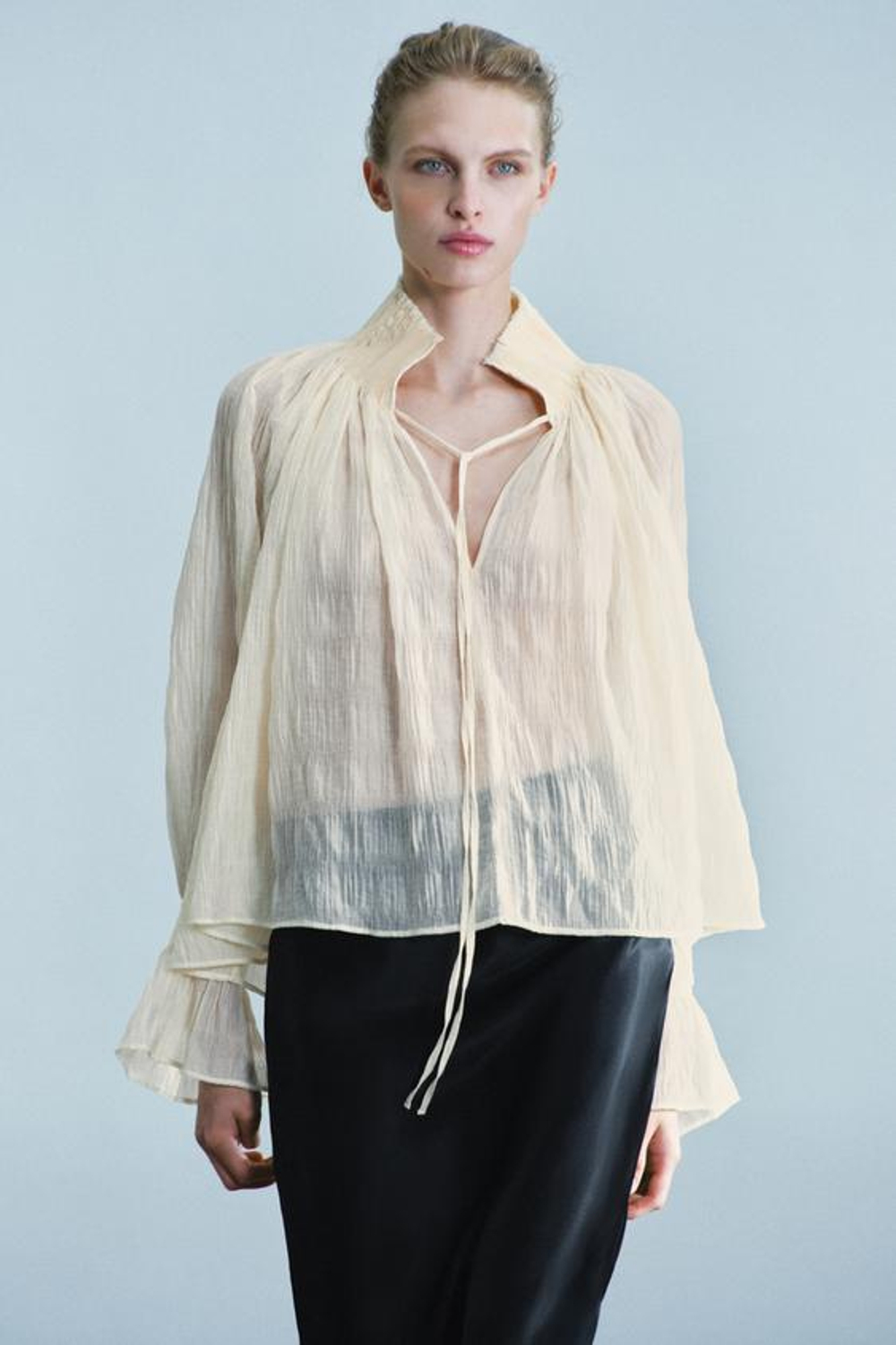 ZARA БЛУЗА ИЗ СМЕСОВОГО ЛИОЦЕЛЛА СО СБОРКАМИ — ZW COLLECTION, ЭКРЮ