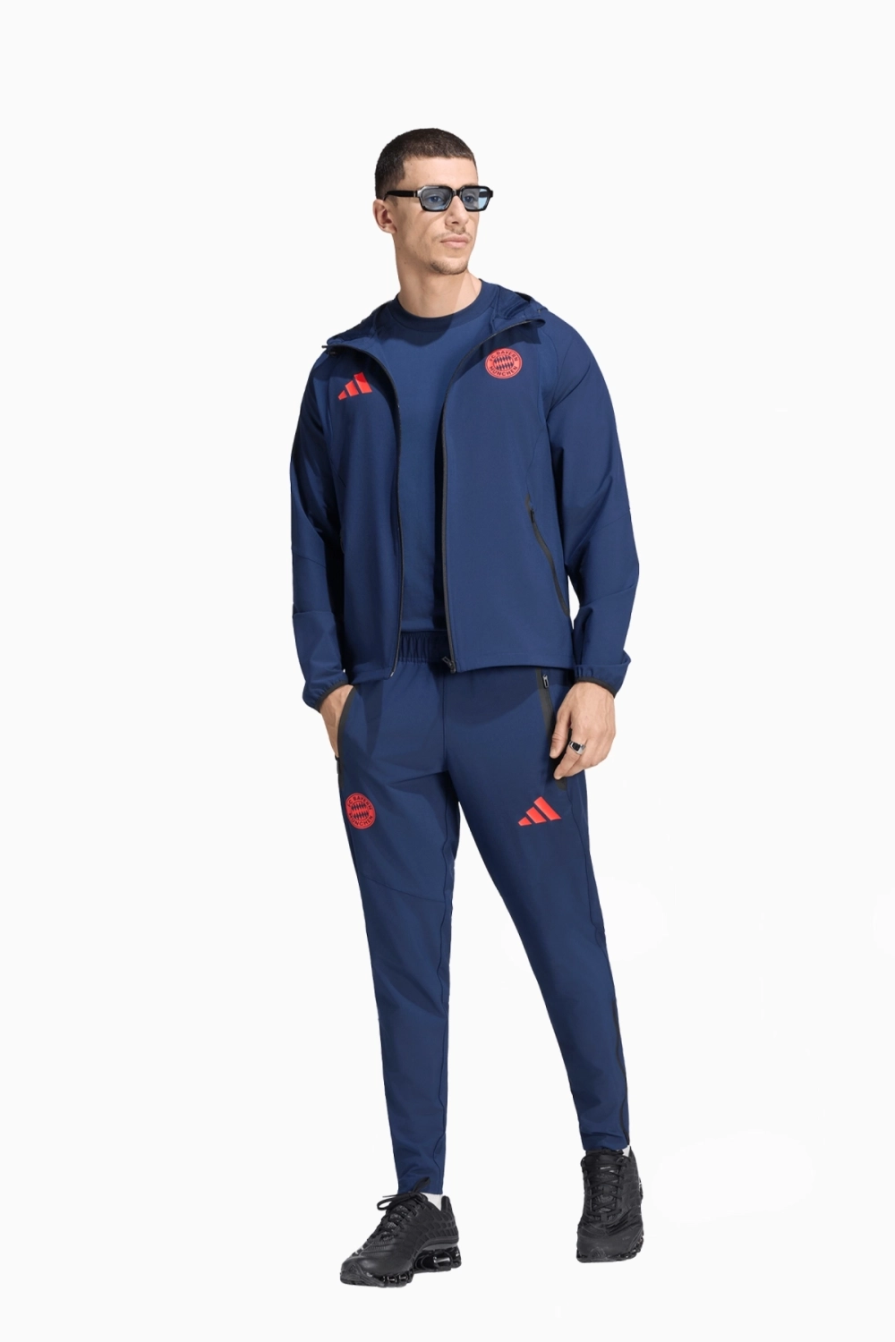 Ветровка adidas FC Bayern 26/27 Tiro Travel - темно-синий