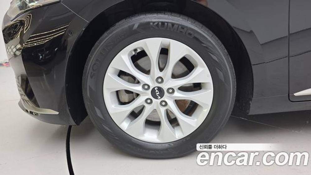 KIA K8 2.5 Gasoline 2WD — 2023