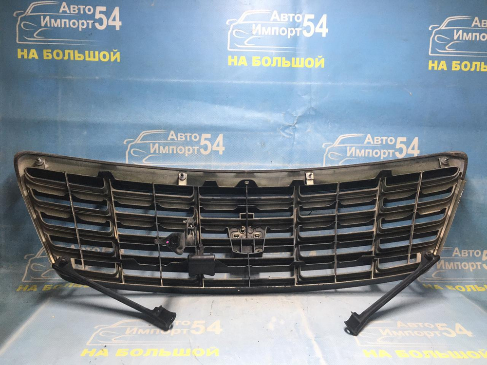 Решетка радиатора TOYOTA CROWN 2003-2005