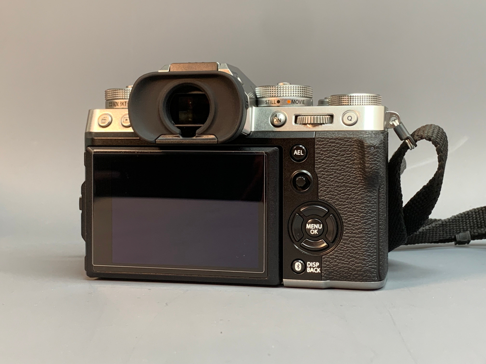 Fujifilm X-T5 80 кадров