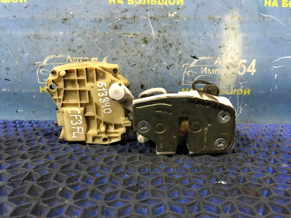 Замок двери передней левой Honda ACCORD 2000-2002