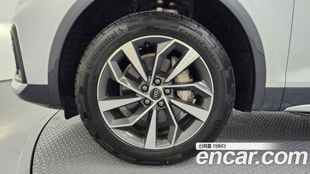 Audi Q5 45 TFSI Quattro Sportback — 2021