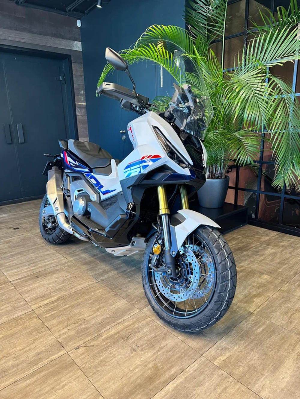 HONDA ADV750T special edition