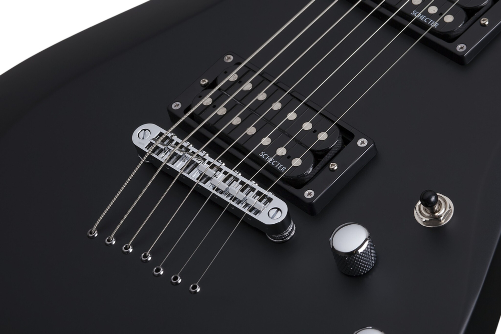 SCHECTER C-7 DELUXE SATIN BLACK