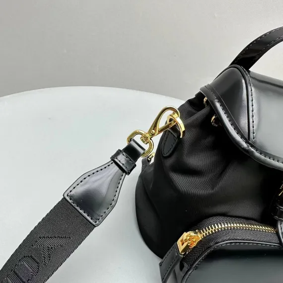 Рюкзак Prada Re-nylon черный
