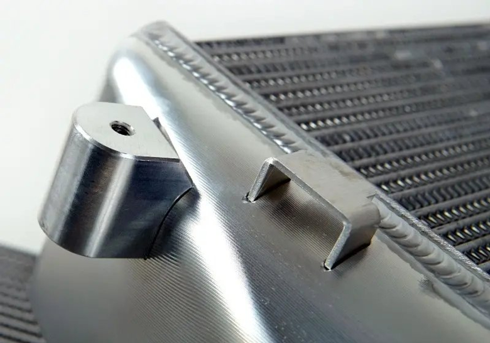 Интеркулеры Unitronic Audi C8 RS6/RS7 Intercooler Upgrade - Black Thermal Dispersion