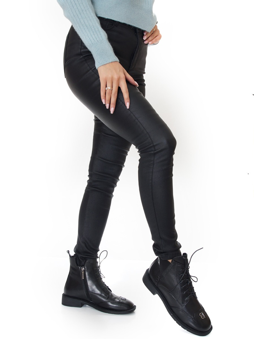 Ботинки женские зимние CARDICIANA A843-1