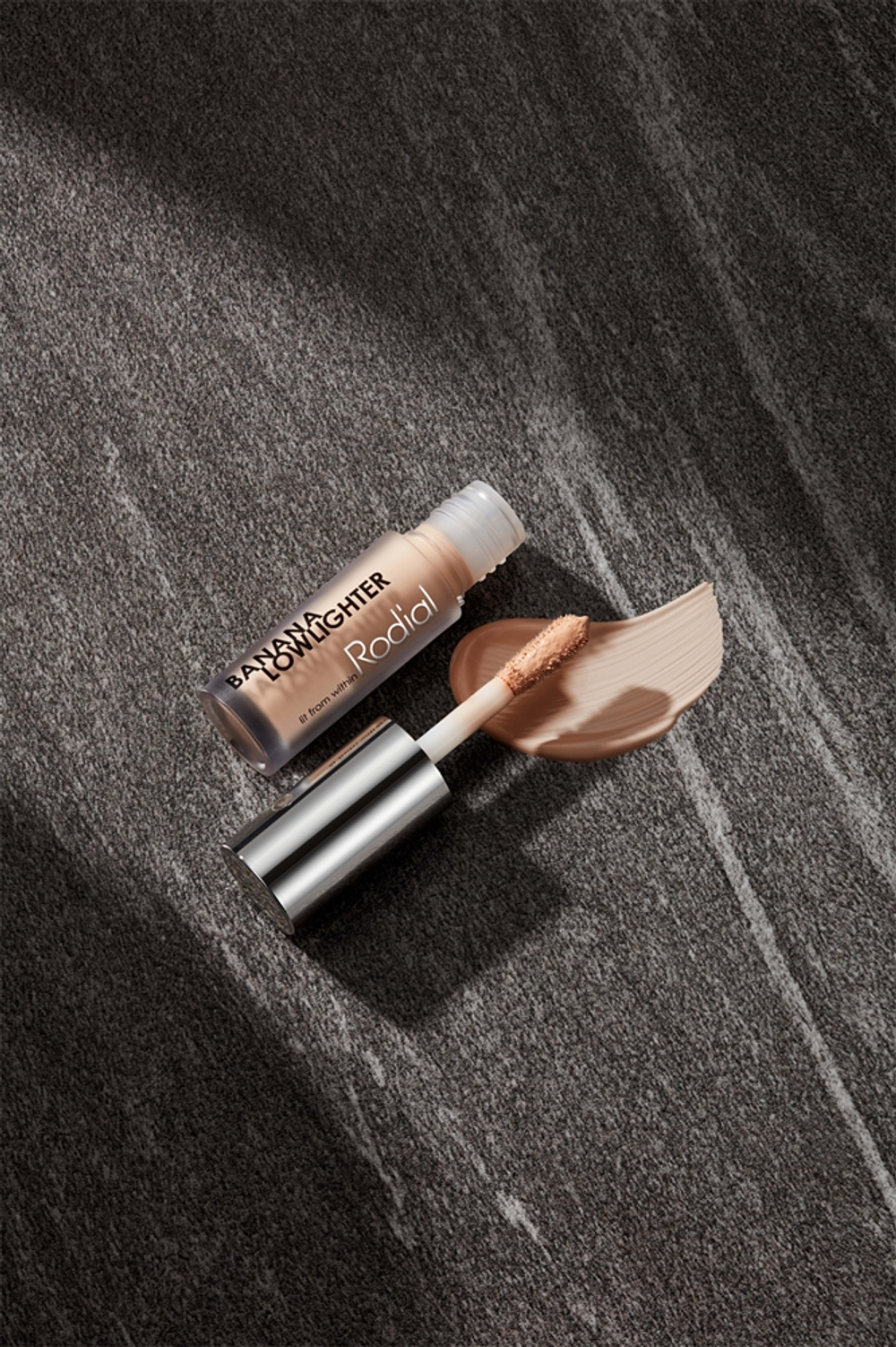 Rodial Banana Lowlighter - Корректор осветляющий, 5 ml