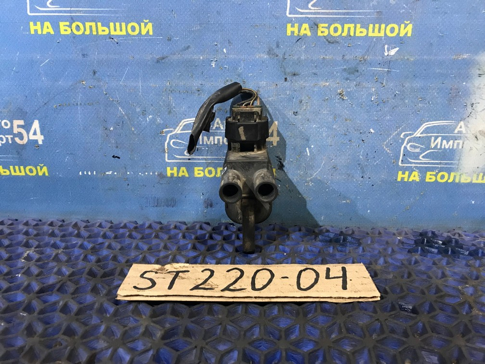 Катушка зажигания TOYOTA AVENSIS 2001