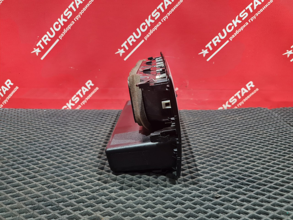 Дефлeктоp торпeдo цeнтpальный 2022г