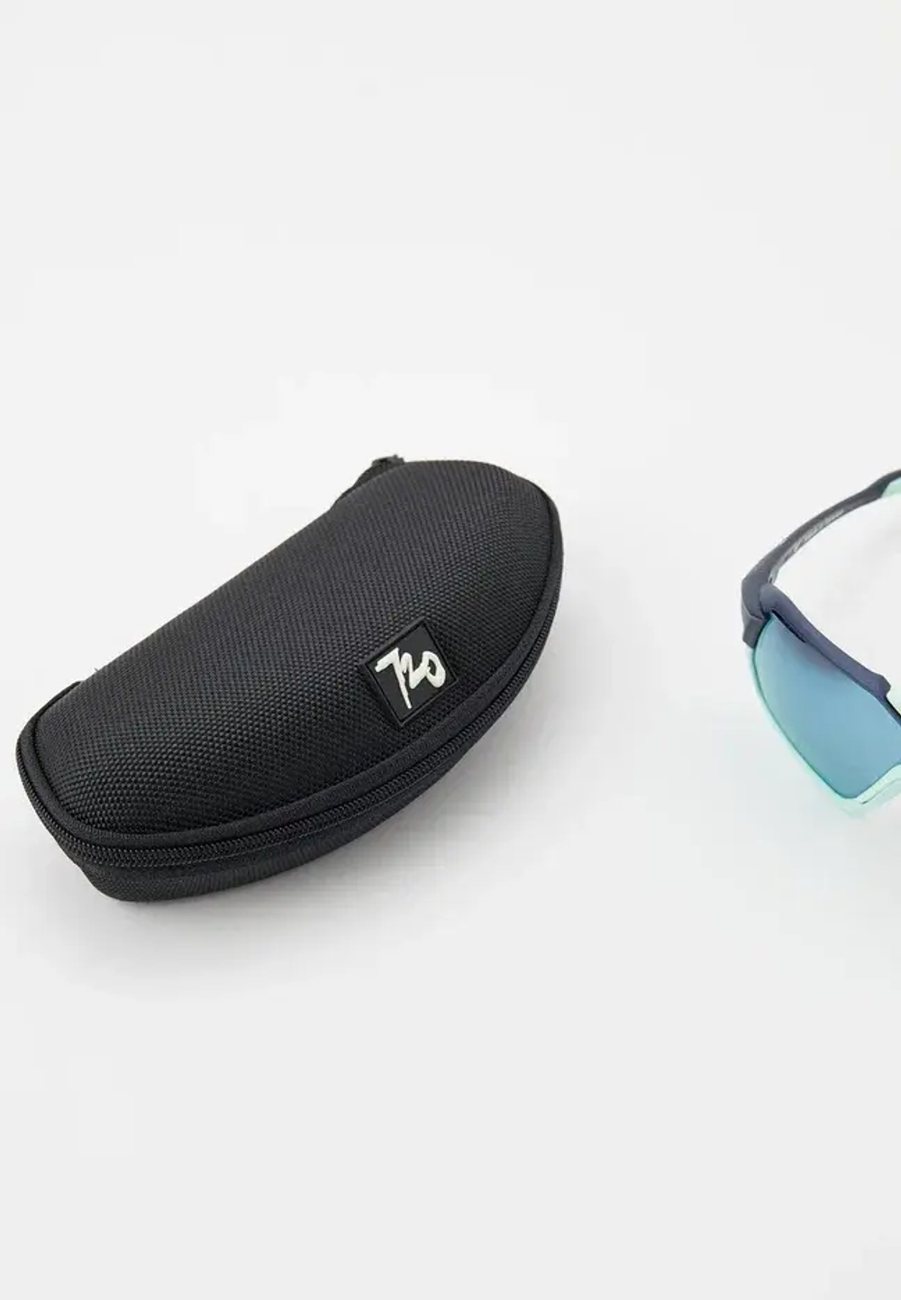 Спортивные очки 720armour V / Dark Matt Blue / Blue Lens