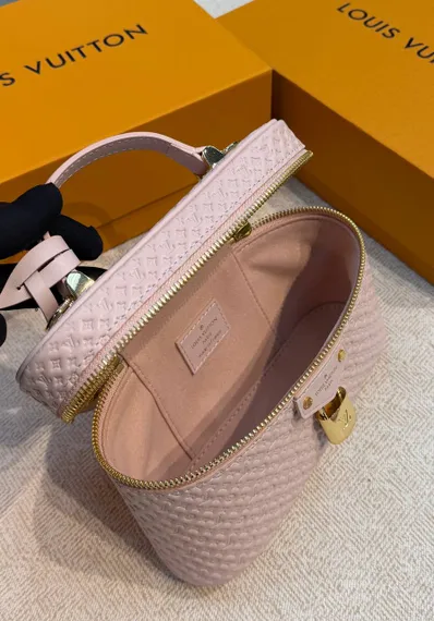 Сумка Louis Vuitton Vanity Chain pouch