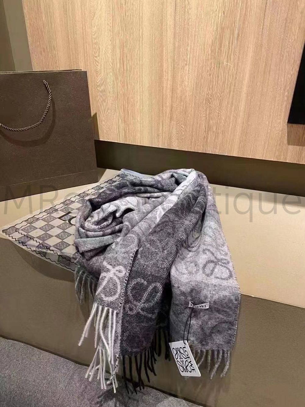 Шарф Loewe из кашемира и шерсти