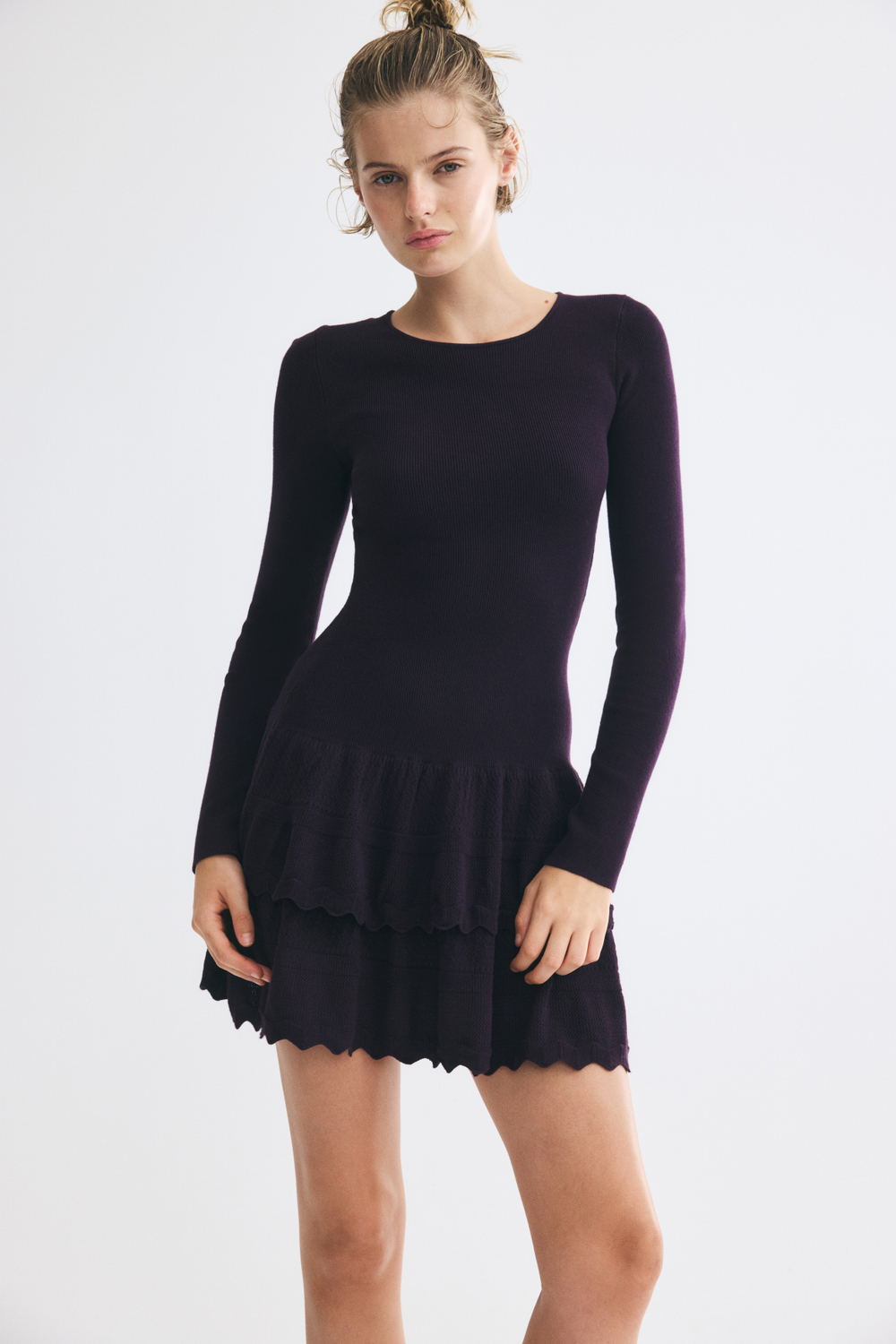 Платье с ярусами эластичной вязки - H&M
