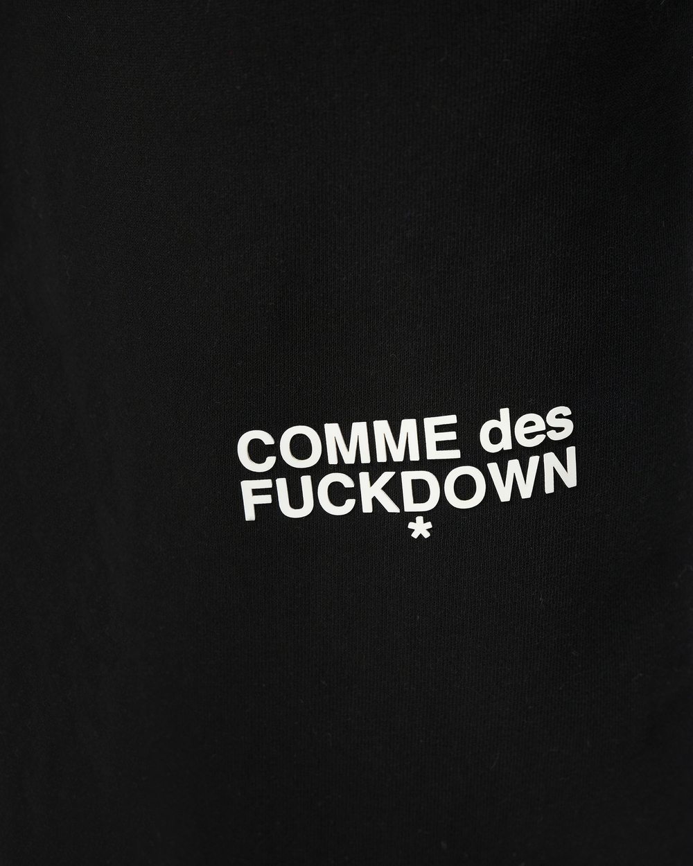 COMME DES FUCKDOWN ТОЛСТОВКА ЧЕРНАЯ С ЛОГОТИПОМ БРЕНДА