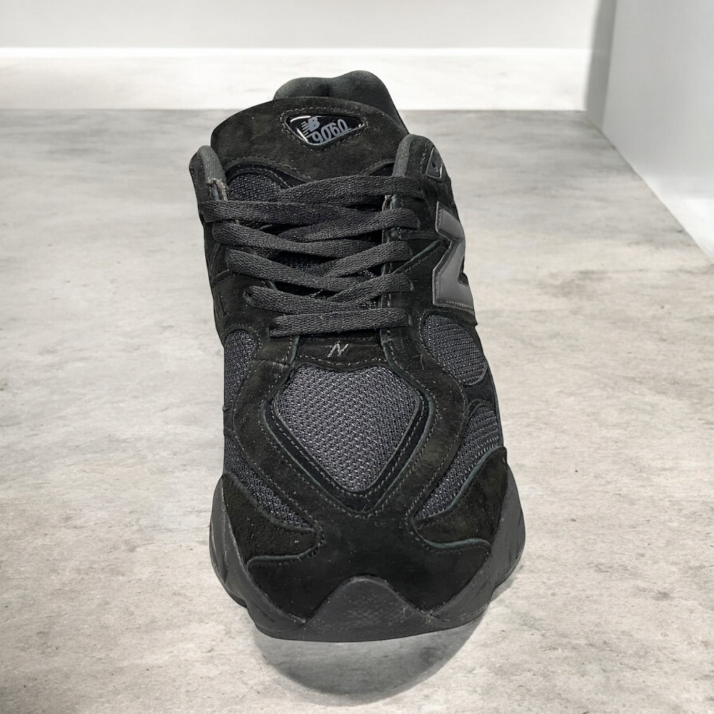 New Balance 9060 Winter • Total Black