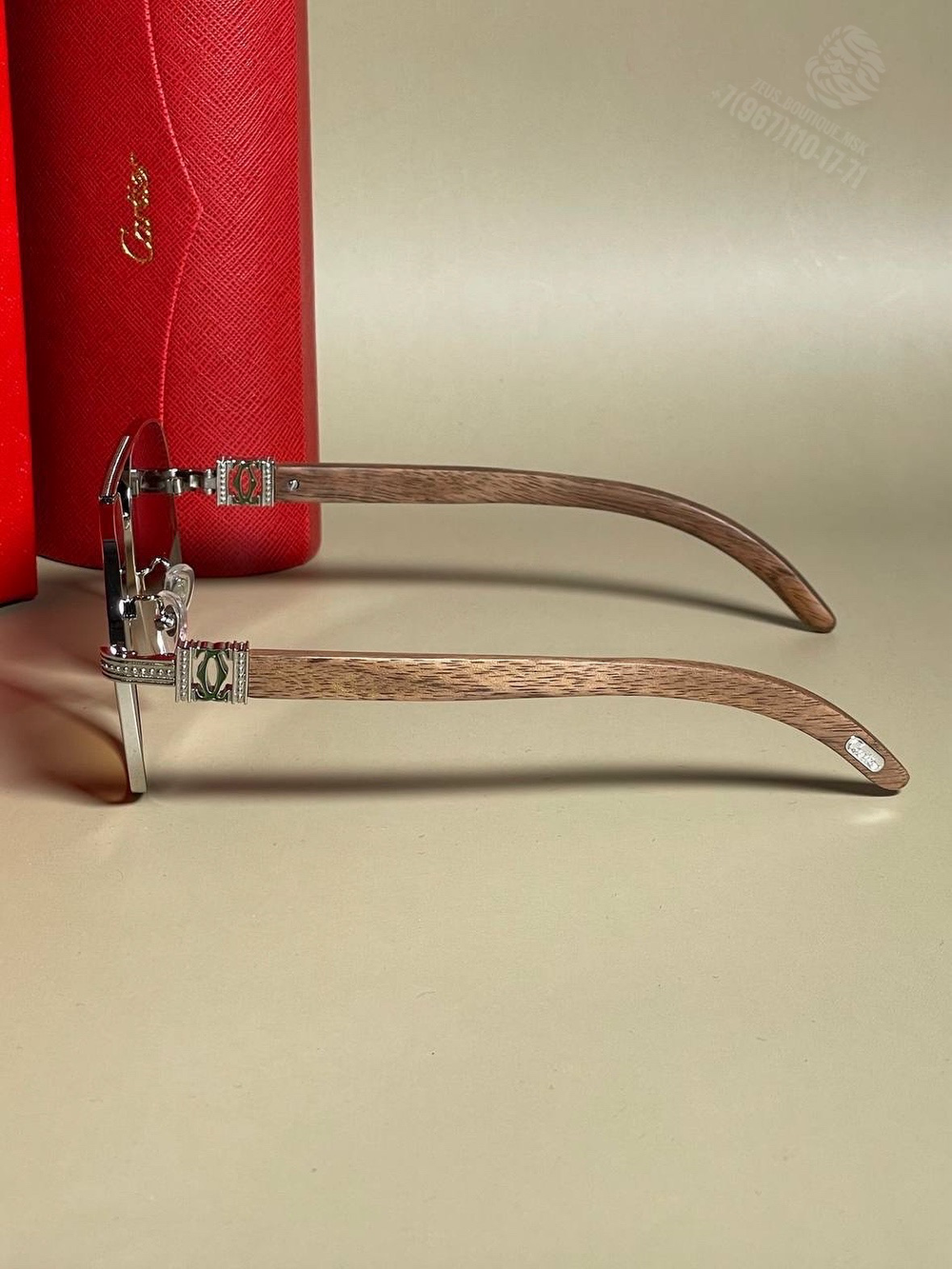 Солнечные очки Cartier