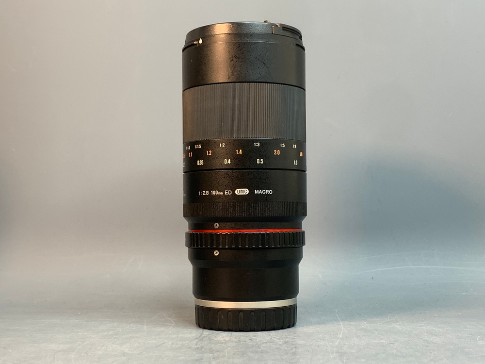 Samyang 100mm f/2.8 ED UMC Macro Sony E