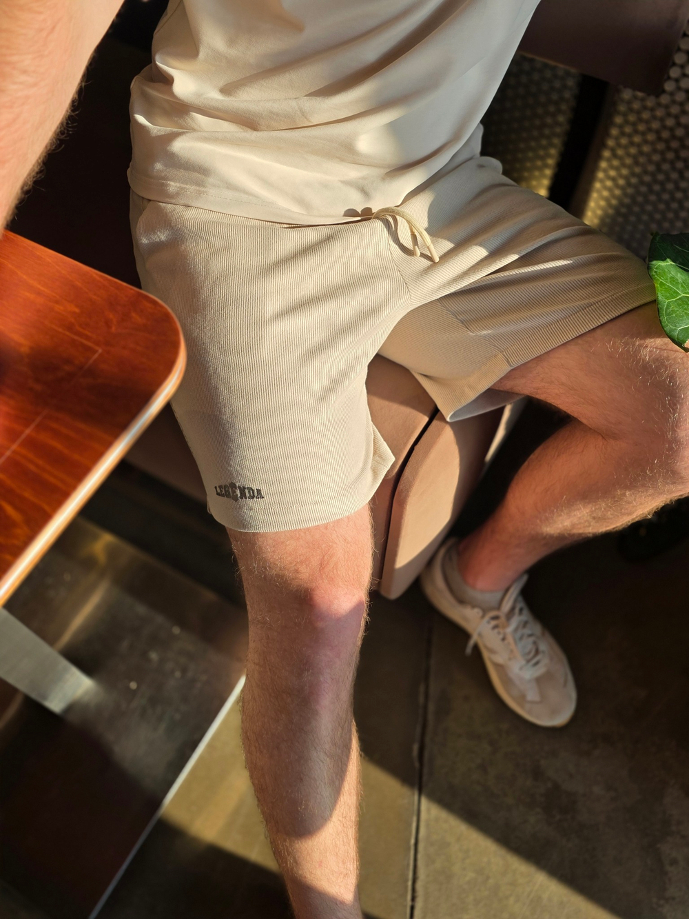 Шорты повседневные Casual LEGENDA бежевые