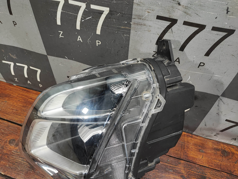 Фара левая Omoda C5 22-нв Б/У Оригинал 605000530AA