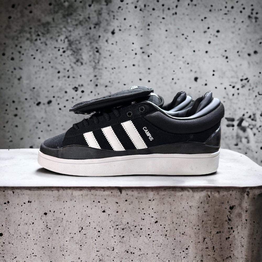 Adidas Campus • Black