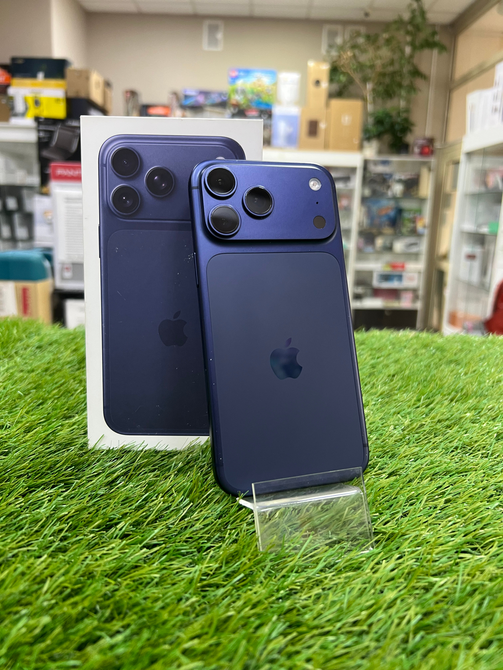 Б/У iPhone 17 Pro Max 256Gb Deep Blue