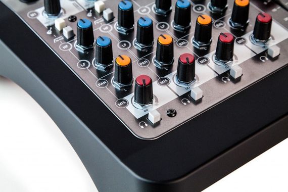 Allen Heath ZED6