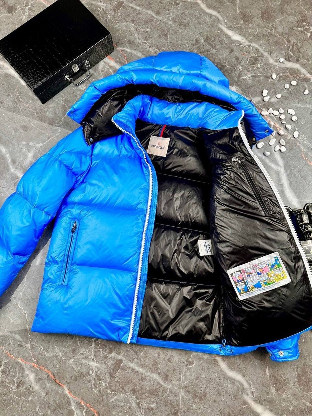 Пуховик Moncler