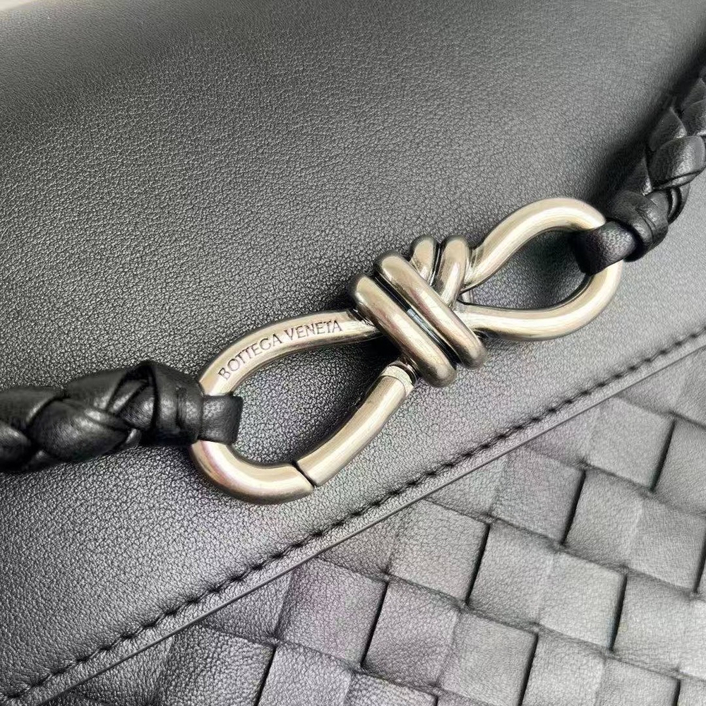 Сумка через плечо Bottega Veneta Small Andiamo