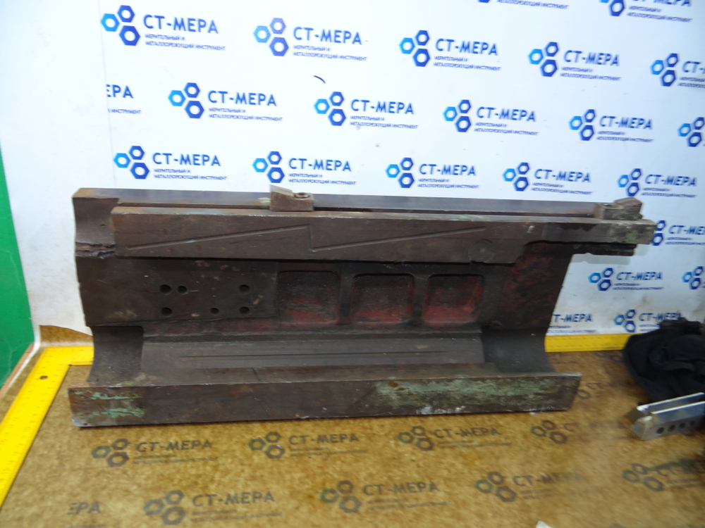 Стол фрезерного станка 675