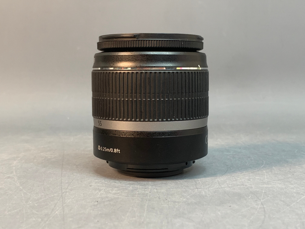 Canon 450D kit 18-55mm 3.5-5.6 IS 20.000 Кадров