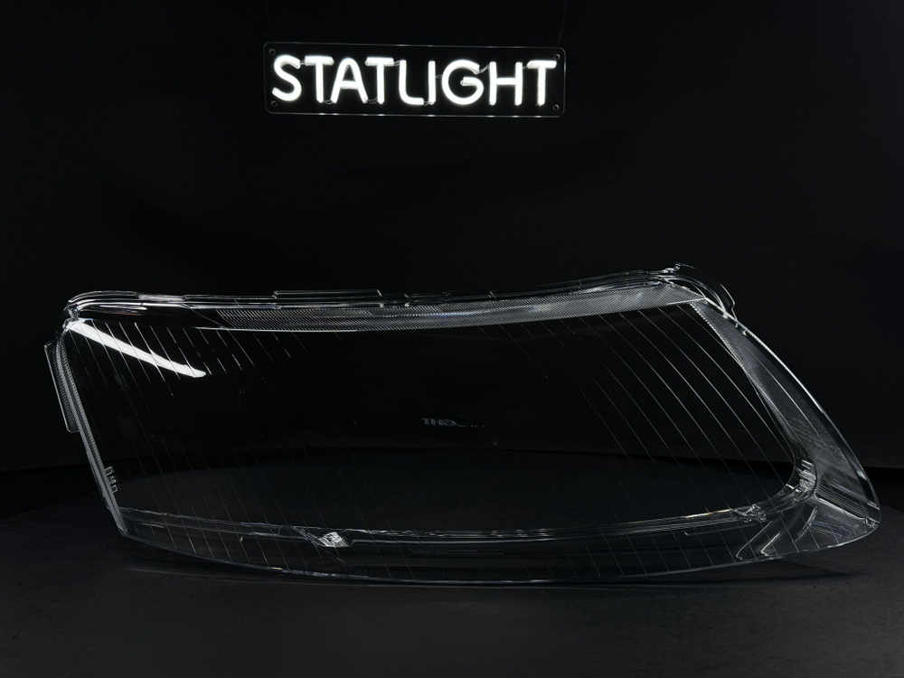 Правое стекло фары AUDI A6 С6 2004-2011