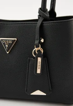 Сумка  женская  GUESS
