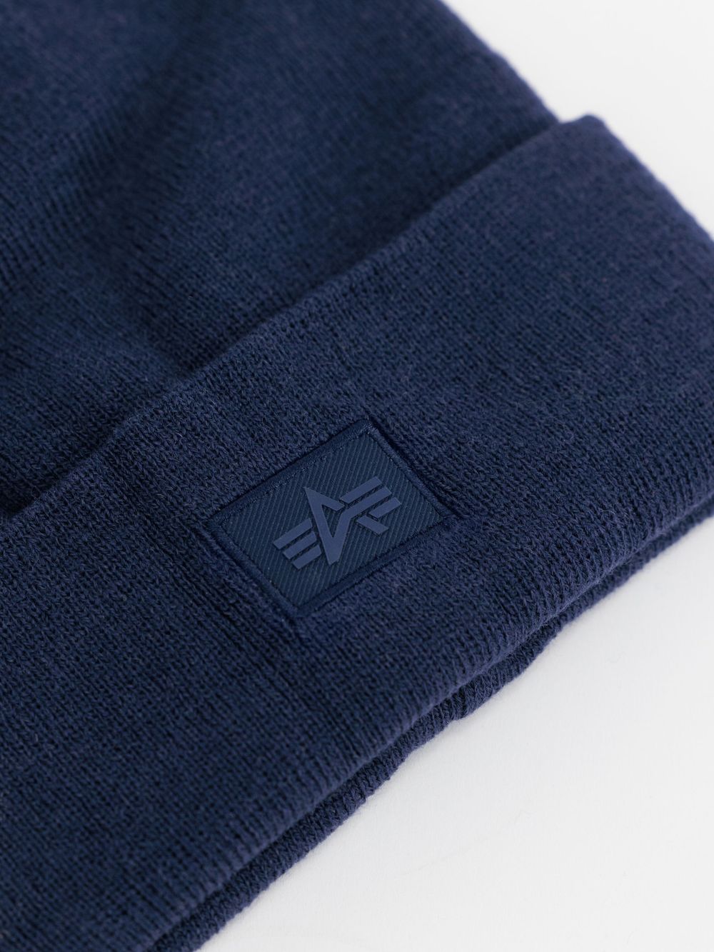 Шапка взрослая ALPHA INDUSTRIES Essential Beanie