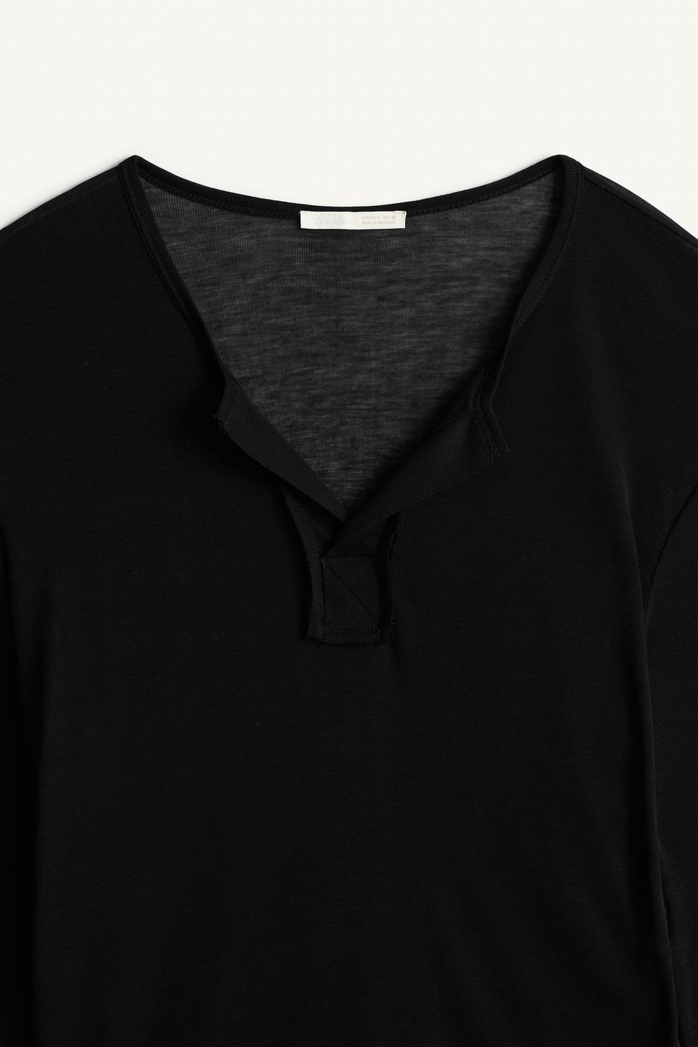 ZARA ФУТБОЛКА СВОБОДНОГО КРОЯ С НАГРУДНИКОМ HENLEY, ЧЕРНЫЙ