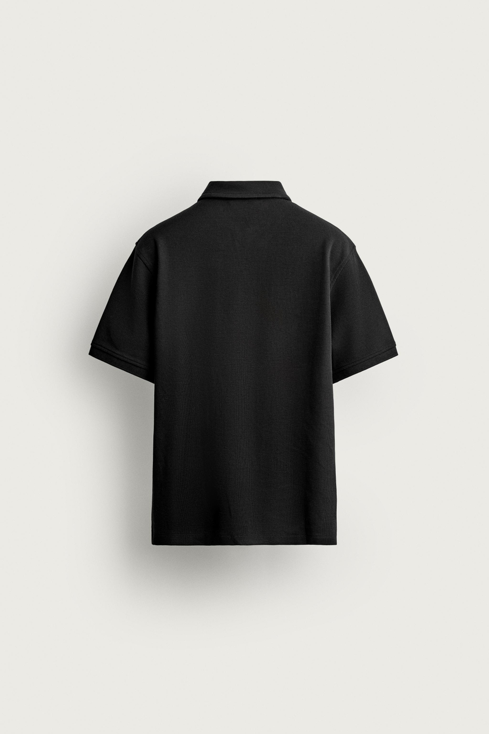 ПОЛО КЛАССИЧЕСКОГО КРОЯ С РЕЛЬЕФНЫМ УЗОРОМ — ZARA
