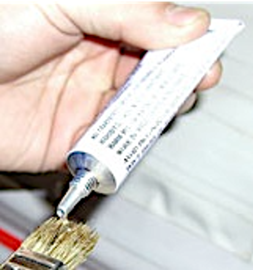 Клей для PVC в тюбике DJ1502