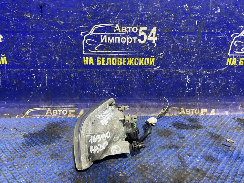 Туманка правая SUZUKI AERIO 2003-2006
