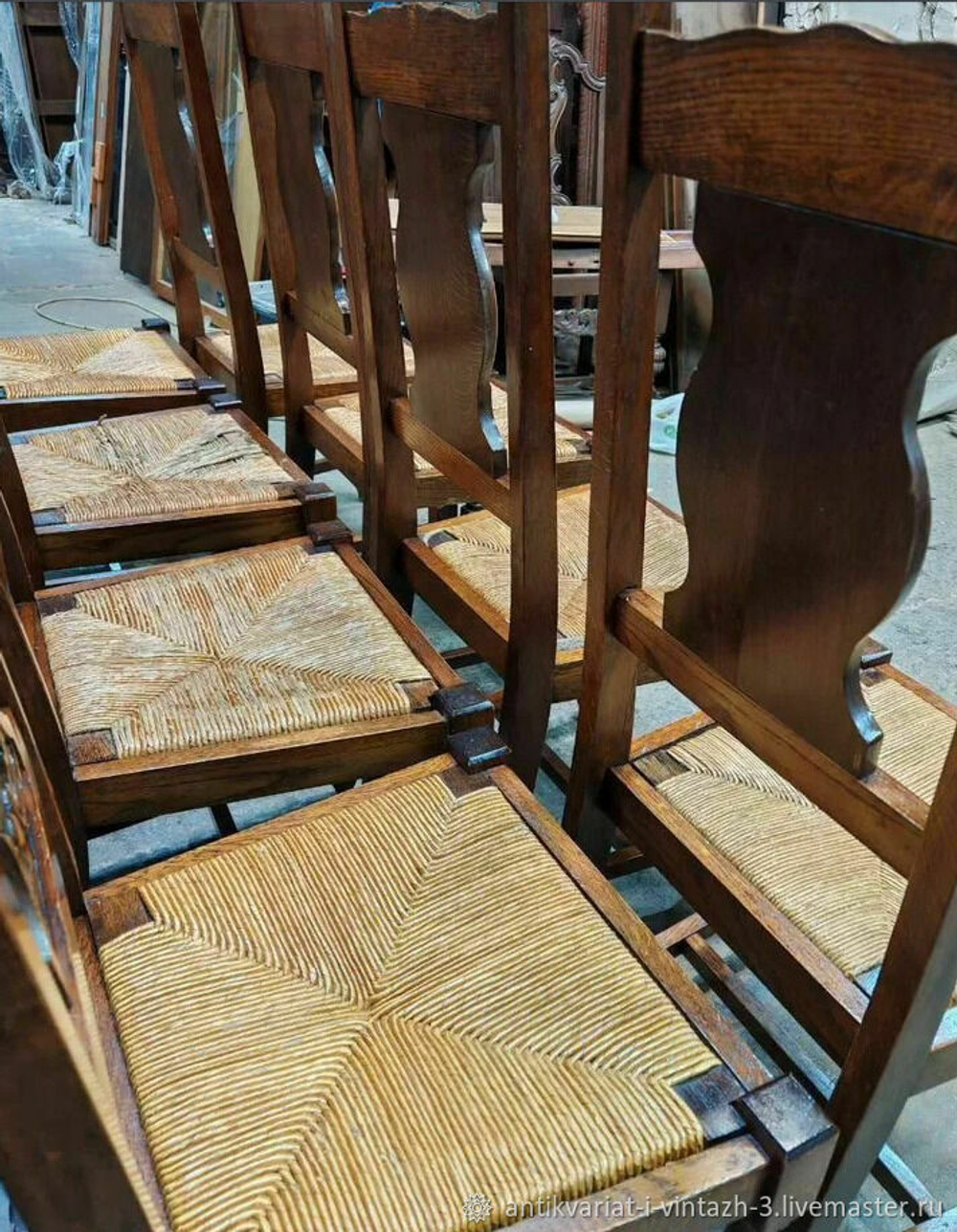 Старинные стулья бретонь 8 шт