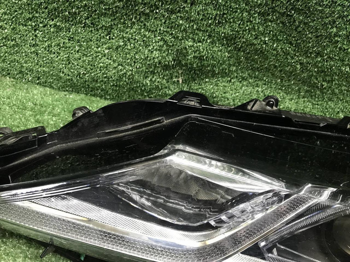 Фара левая Toyota Camry xv70 (2017-н.в.) LED