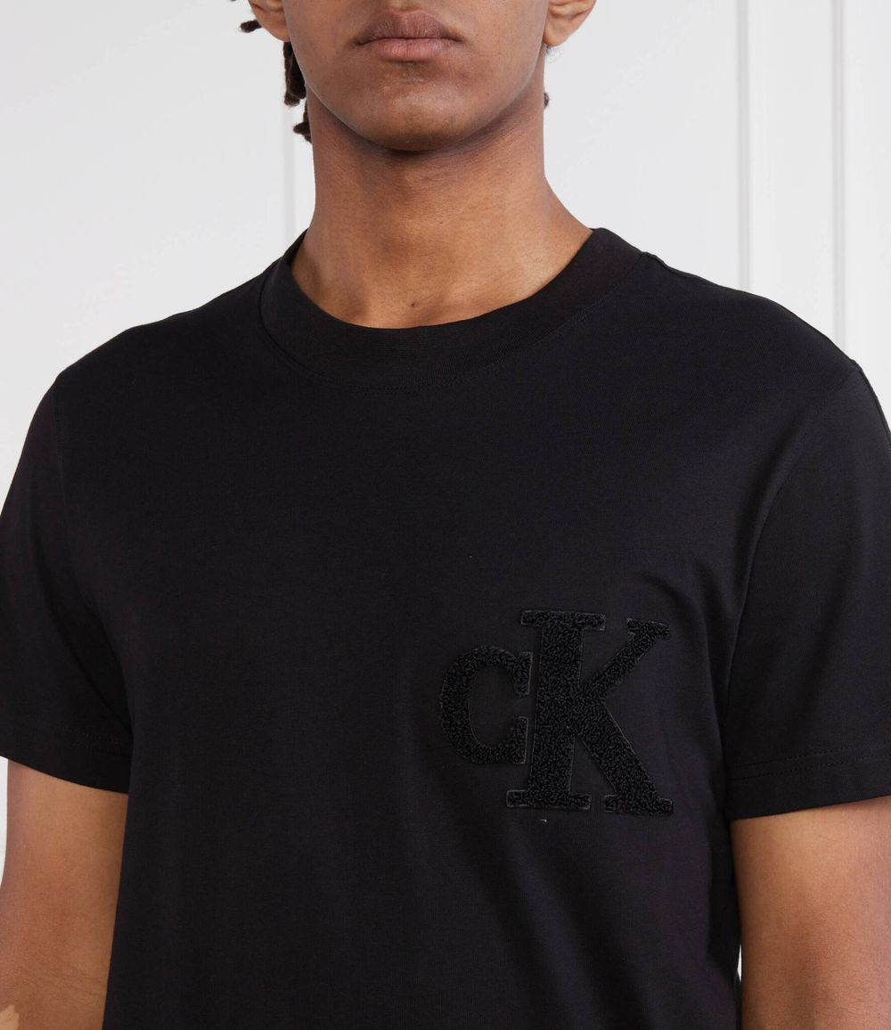 Футболка CK CHENILLE CALVIN KLEIN JEANS - черный(J30J323492)