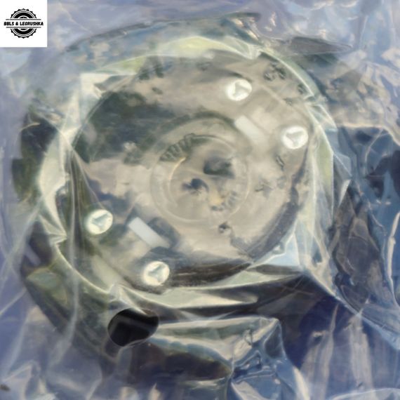 Волчок Dynamite Belial из набора B182 от Takara Tomy