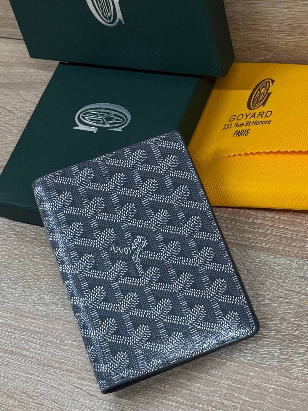 Обложка для паспорта Goyard