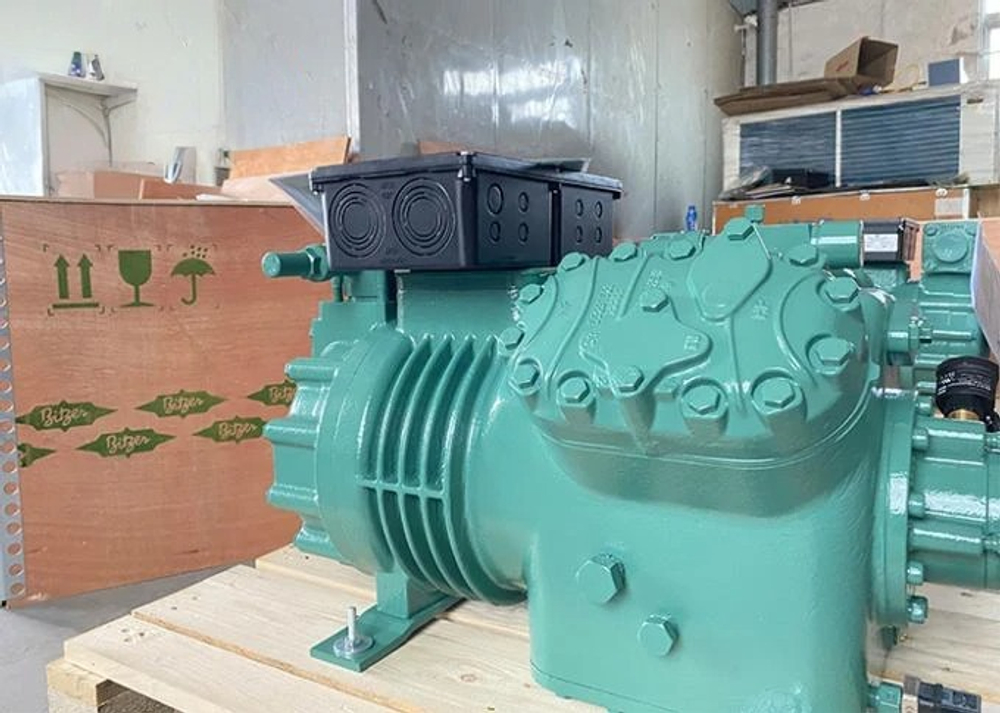 Полугерметичный поршневой компрессор Bitzer Semi-hermetic 4JE-15Y-40P, 15HP